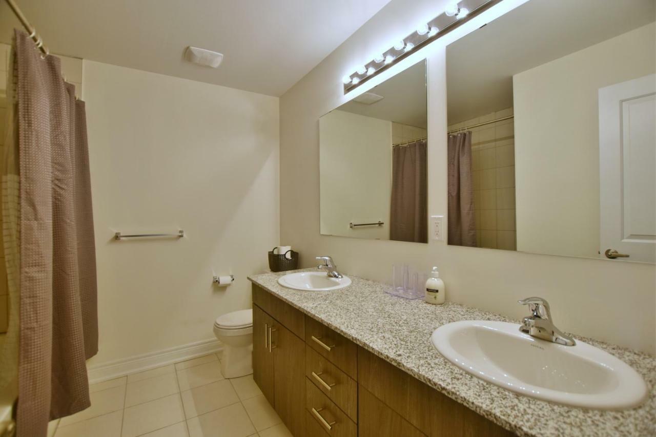 New Blue Mountain Village Snowbridge Executive Townhome Sleeps 10 With Outdoor Pool And Shuttle Nottawa Exterior photo